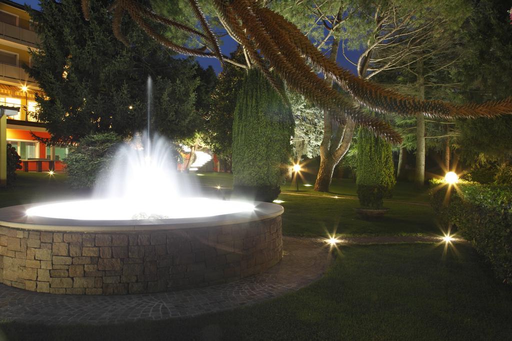 Hotel Castel Lodron Storo Экстерьер фото