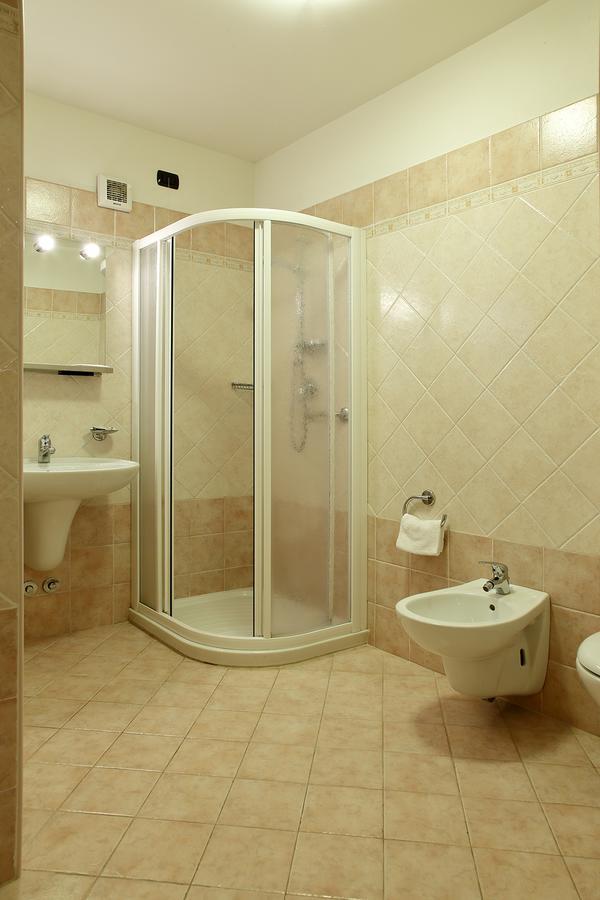 Hotel Castel Lodron Storo Экстерьер фото